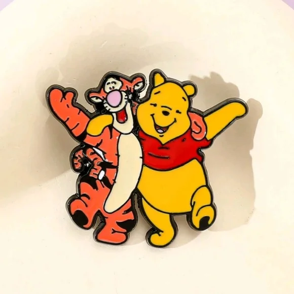 Tigger & Winnie the Pooh Pin - Picture 2 of 3